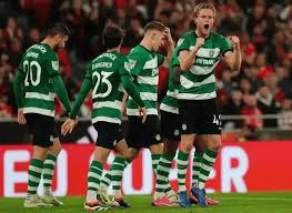 雄鹿队陷入困境！利拉德无限期休战，字母哥或成NBA交易市场焦点